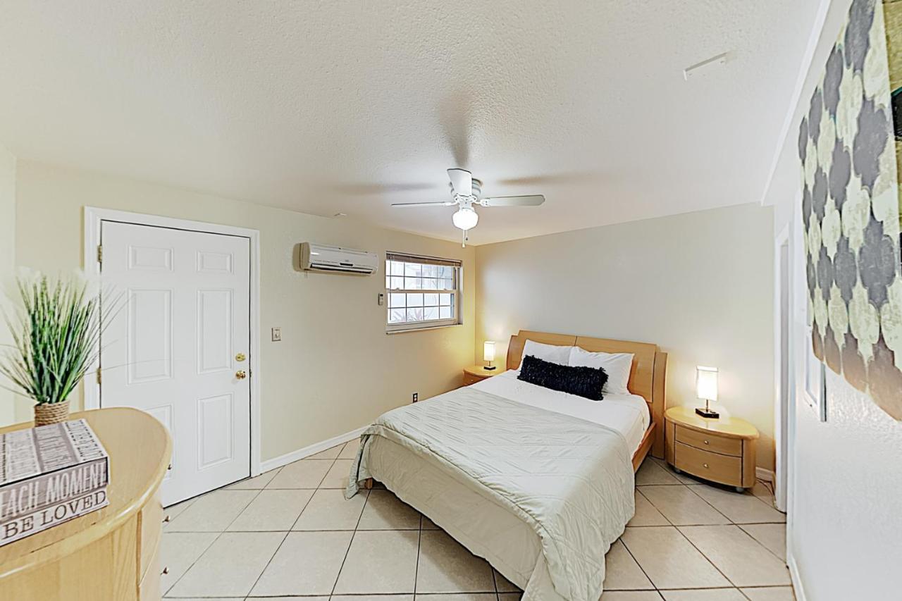 The Palm Condos St. Pete Beach Exterior foto